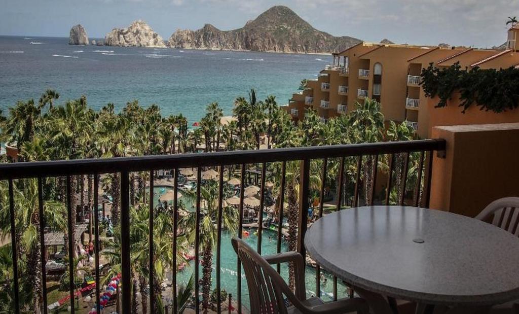 Suites At Vdp Cabo San Lucas Beach Resort And Spa Exterior photo